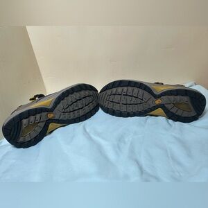 Shoc Pad Teva Sandals Size 9 Women